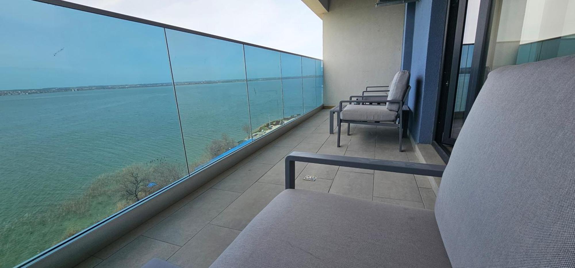 Sunset Lake Boutique Apartment Mamaia